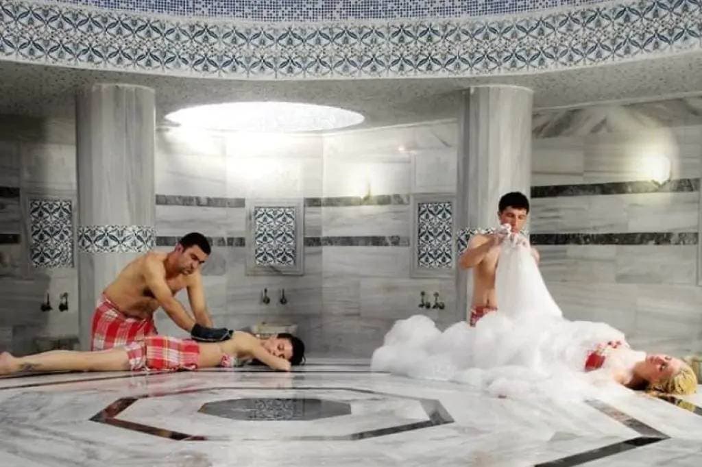 Traditionelles türkisches Bad in Kuşadası